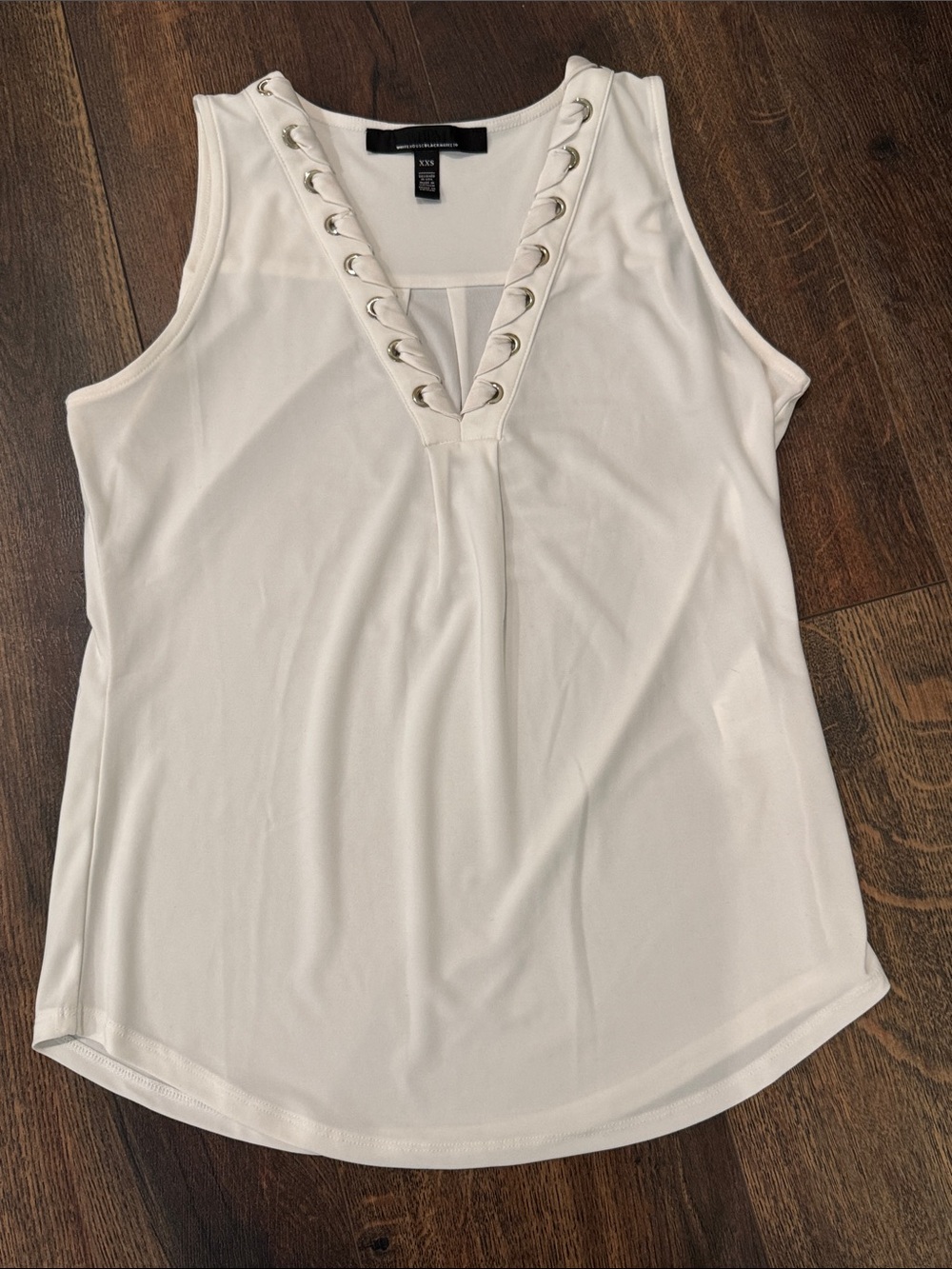 White House Black Market White Lace-Up V-Neck Sleeveless Tank size xxs nwot